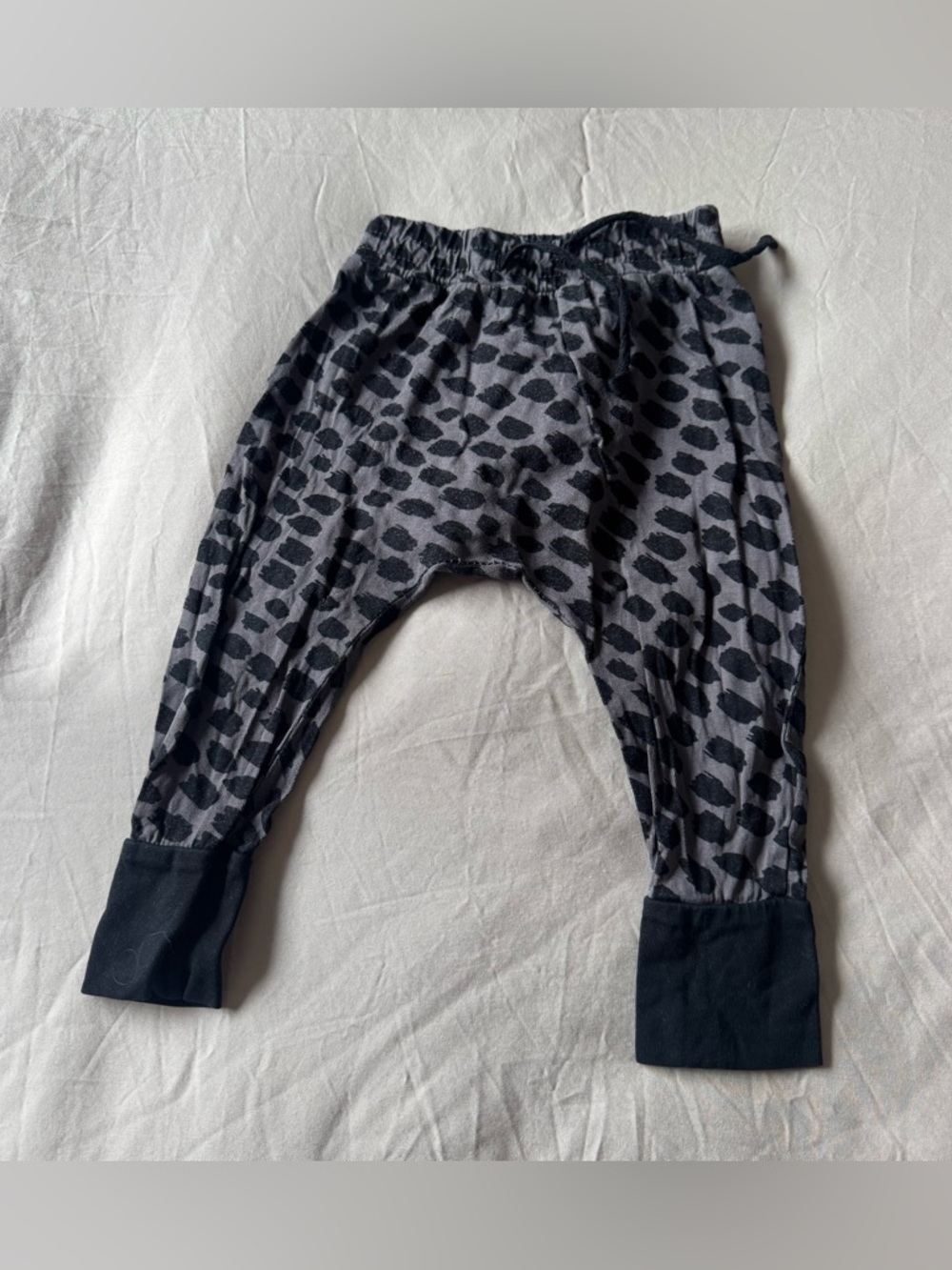 Huxbaby - Organic Ink Animal Play Pants - Size 1 - Picture 3 of 10